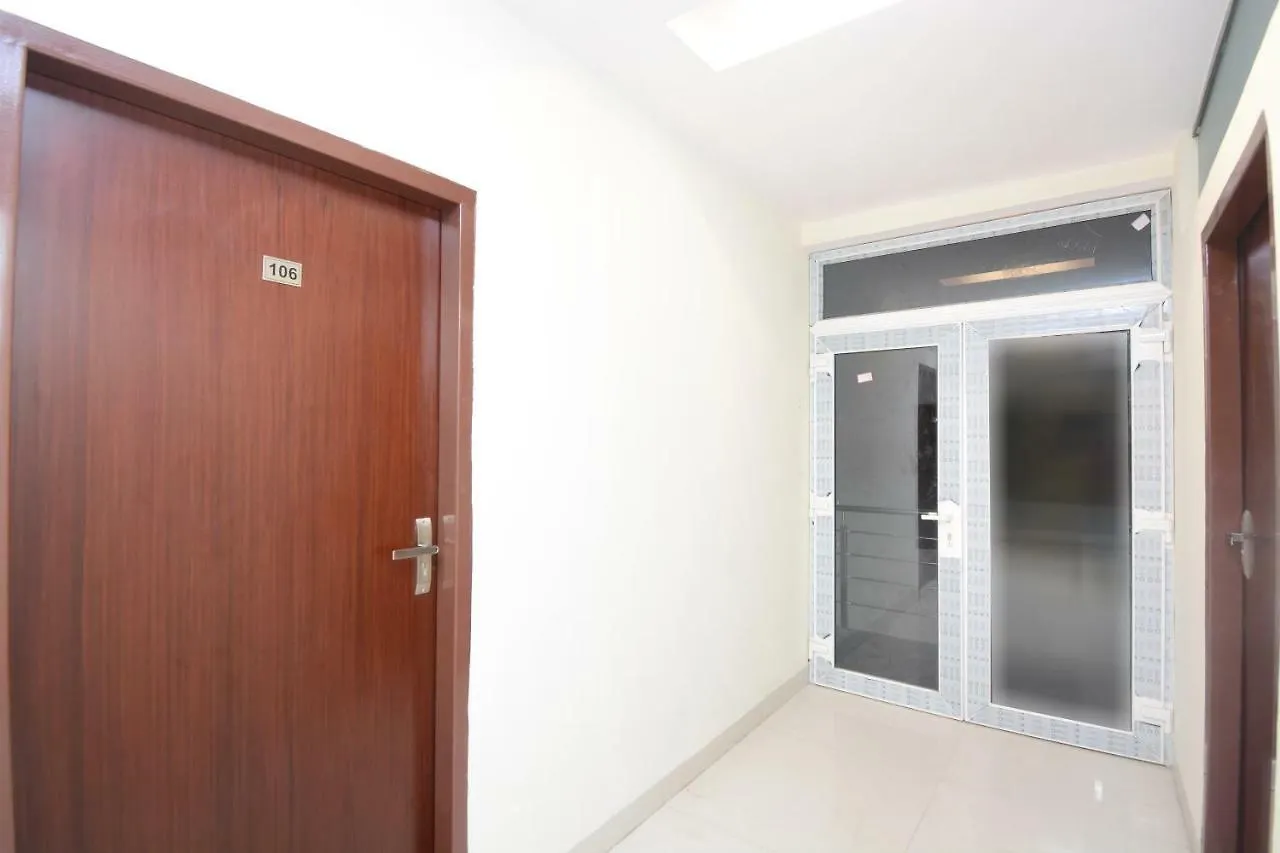 Capital O 30699 Lrc Hotel And Banquet Zirakpur